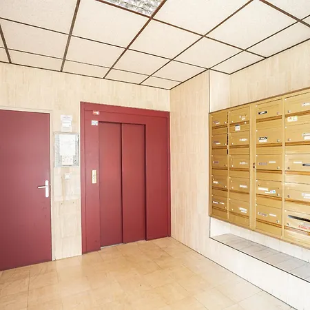Apartment Voltaire Elephant - 5 Min Hypercentre - Parking Prive Troyes